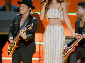 Bruno Mars and Rihanna during the Bob Marley Tribute (Source Grammys.com)