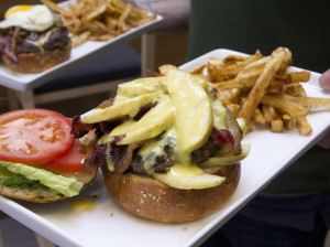 Manhattan Digest, Hogar Dulce Hogar