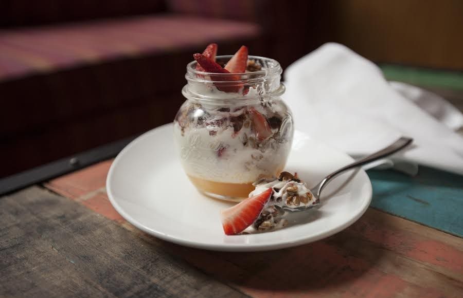 Manhattan Digest, Corkbuzz